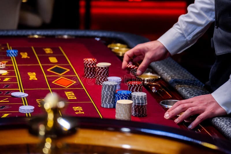 Chương trình khuyến mãi thưởng nạp và hoàn trả dành cho thành viên f8bet vip Việt Nam